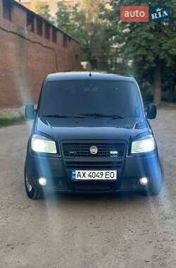 Минивэн Fiat Doblo 2010 в Харькове