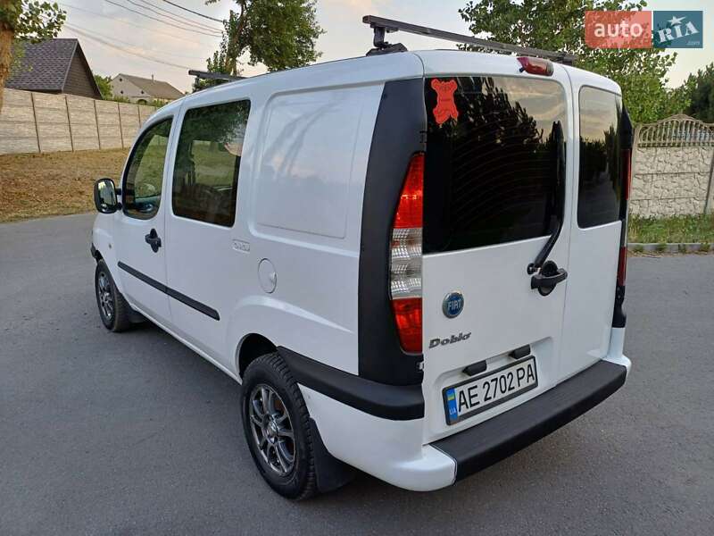 Мінівен Fiat Doblo 2005 в Дніпрі