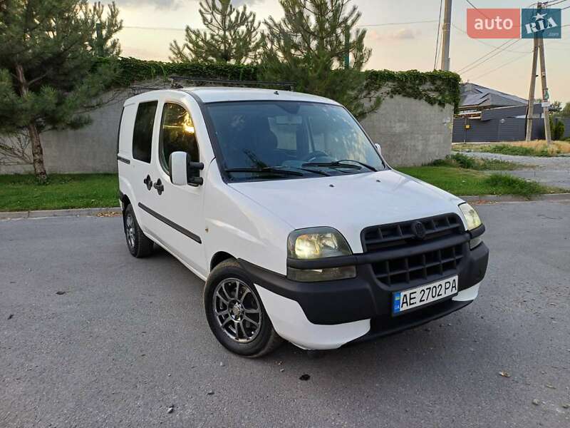 Мінівен Fiat Doblo 2005 в Дніпрі