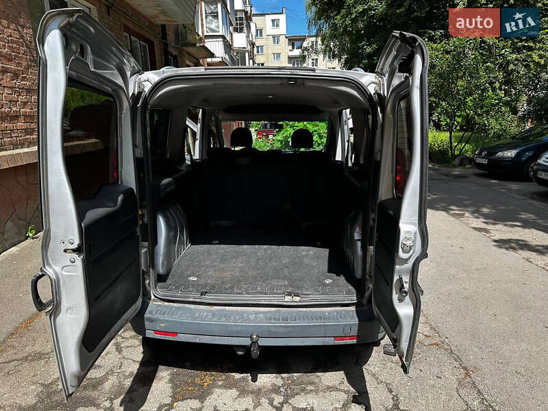 Мінівен Fiat Doblo 2012 в Рівному