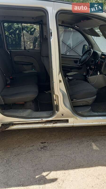 Мінівен Fiat Doblo 2005 в Івано-Франківську