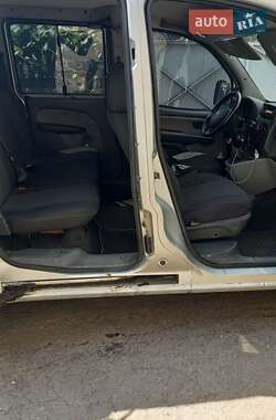 Минивэн Fiat Doblo 2005 в 