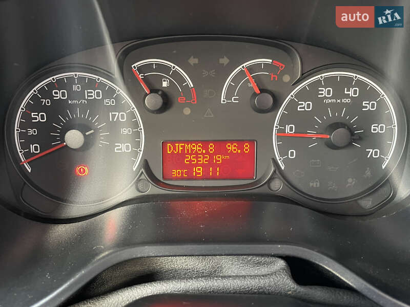 Минивэн Fiat Doblo 2012 в Киеве