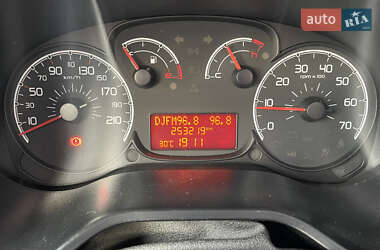Минивэн Fiat Doblo 2012 в 