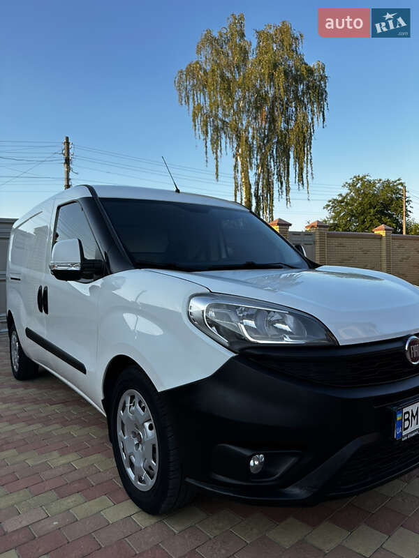Вантажний фургон Fiat Doblo 2016 в Охтирці