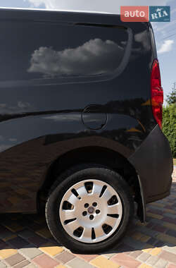 Грузовой фургон Fiat Doblo 2012 в 