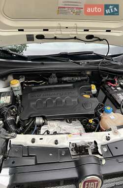 Грузовой фургон Fiat Doblo 2010 в 