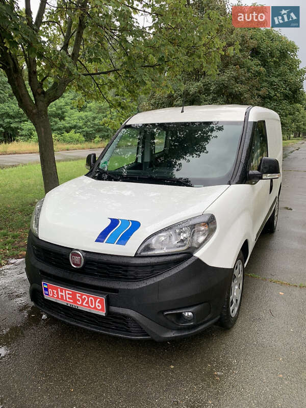 Грузовой фургон Fiat Doblo 2020 в Киеве