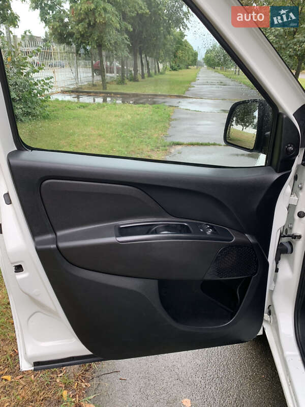 Грузовой фургон Fiat Doblo 2020 в Киеве