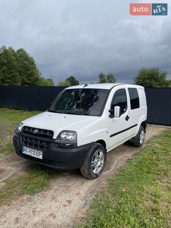 Минивэн Fiat Doblo 2005 в 