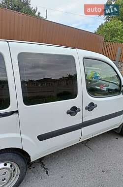 Минивэн Fiat Doblo 2009 в 