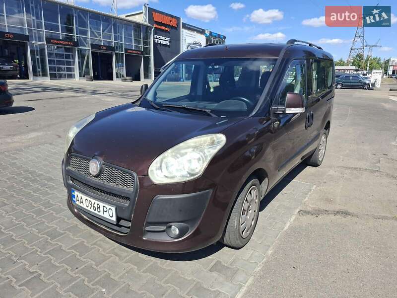 Fiat Doblo 2011
