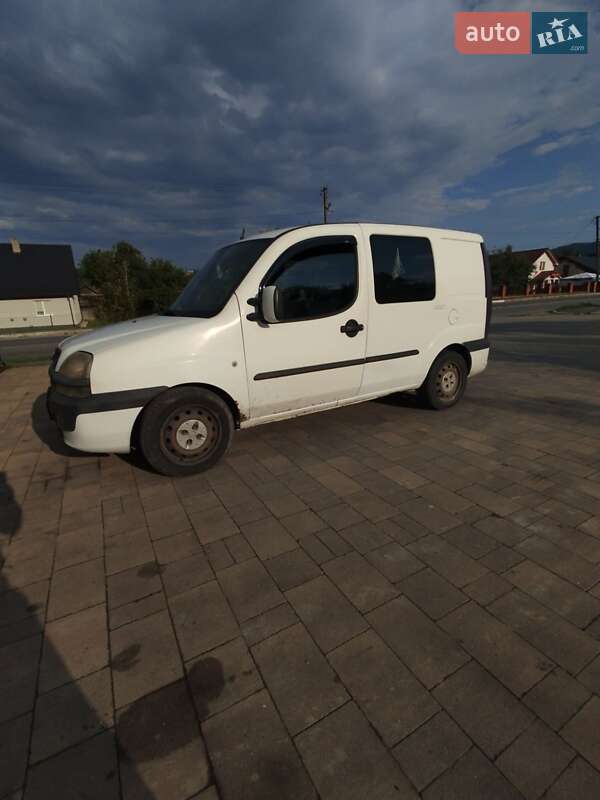 Мінівен Fiat Doblo 2005 в Верхньому Синьовидному