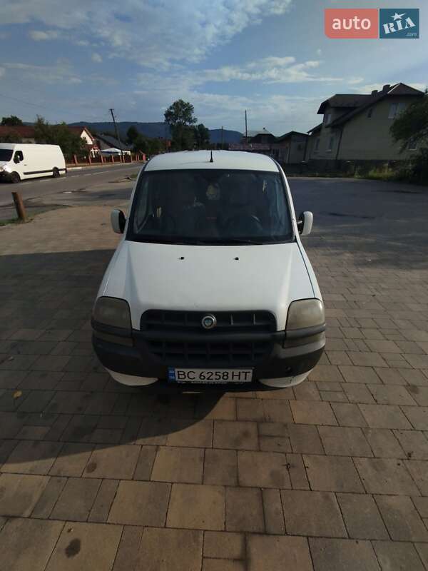 Мінівен Fiat Doblo 2005 в Верхньому Синьовидному