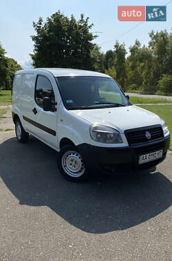 Вантажний фургон Fiat Doblo 2015 в Києві