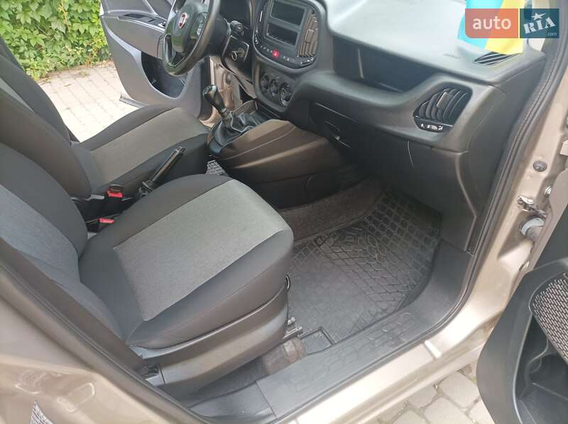 Минивэн Fiat Doblo 2018 в Ужгороде