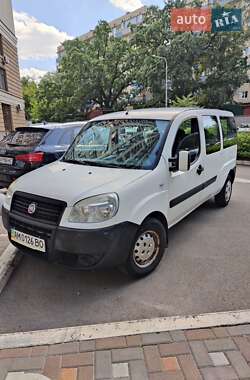 Мінівен Fiat Doblo 2010 в Києві