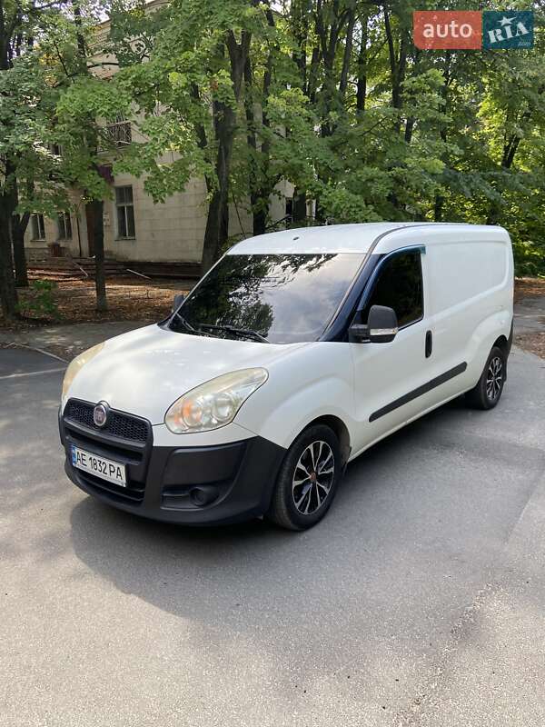 Fiat Doblo 2012