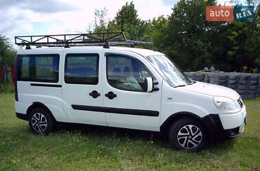 Минивэн Fiat Doblo 2010 в Киеве
