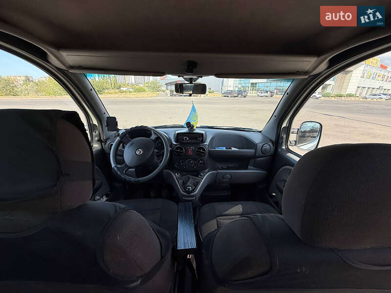 Грузопассажирский фургон Fiat Doblo 2007 в Кривом Роге