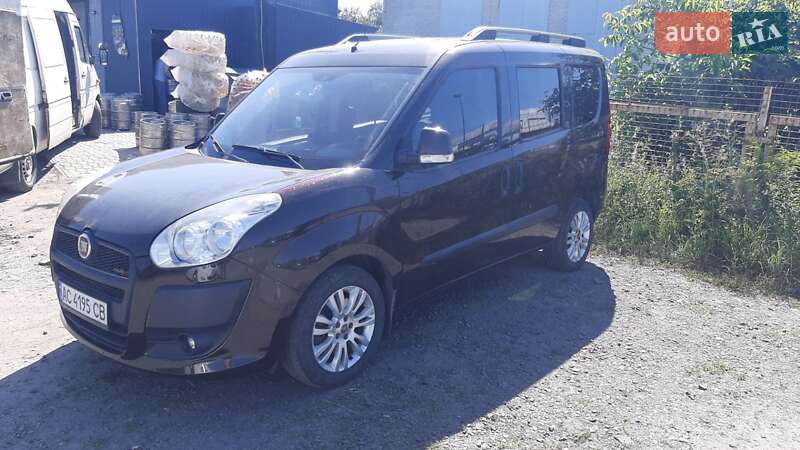 Мінівен Fiat Doblo 2010 в Луцьку фото Мінівен Fiat Doblo 2010 в Луцьку