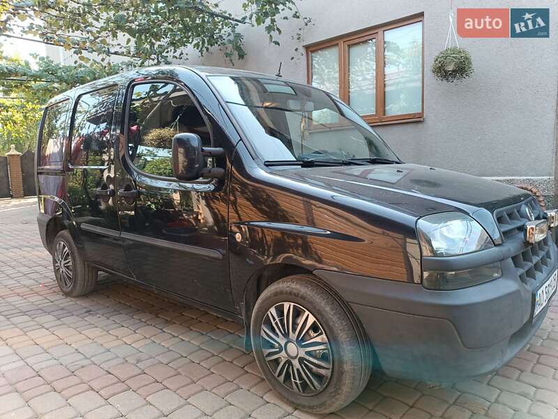 Грузовой фургон Fiat Doblo 2004 в Великих Лучках