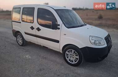 Минивэн Fiat Doblo 2008 в 