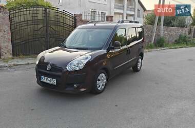 Минивэн Fiat Doblo 2010 в Киеве