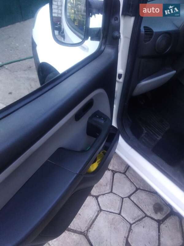 Мінівен Fiat Doblo 2005 в Острозі фото 12 Мінівен Fiat Doblo 2005 в Острозі