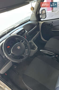 Грузовой фургон Fiat Doblo 2011 в 