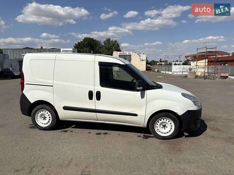 Вантажний фургон Fiat Doblo 2012 в Миколаєві фото 3 Вантажний фургон Fiat Doblo 2012 в Миколаєві