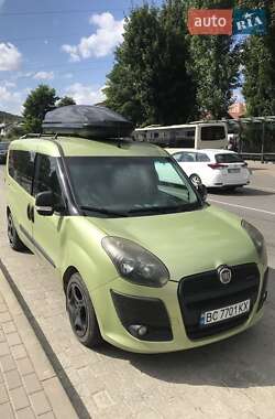 Минивэн Fiat Doblo 2010 в 
