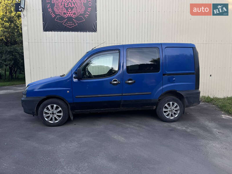 Другие грузовики Fiat Doblo 2002 в Киеве