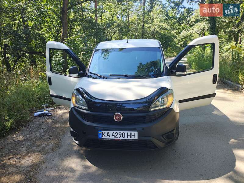 Грузовой фургон Fiat Doblo 2019 в Киеве