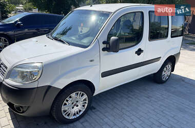 Минивэн Fiat Doblo 2011 в 