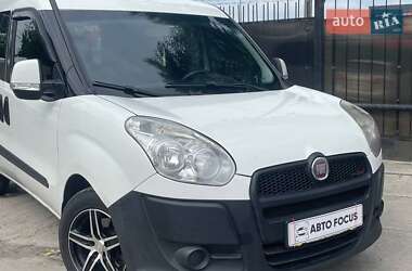 Грузопассажирский фургон Fiat Doblo 2010 в 