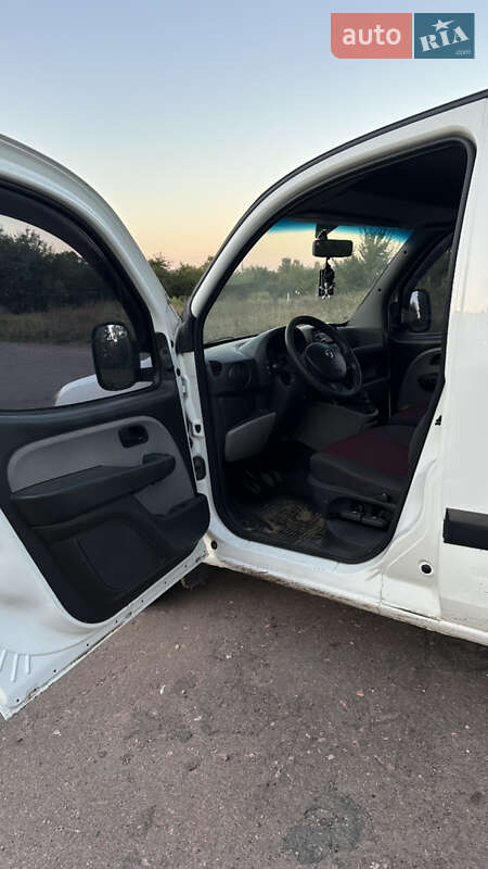Минивэн Fiat Doblo 2006 в Чернигове фото 6 Минивэн Fiat Doblo 2006 в Чернигове
