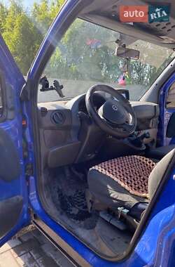 Минивэн Fiat Doblo 2003 в 