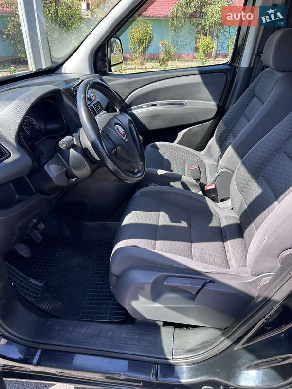 Минивэн Fiat Doblo 2011 в Одессе