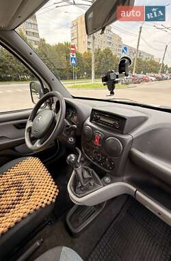 Минивэн Fiat Doblo 2010 в 