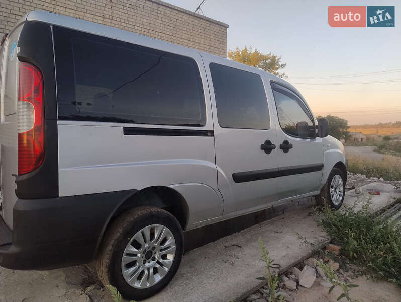 Минивэн Fiat Doblo 2009 в Днепре