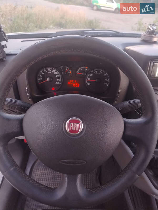 Минивэн Fiat Doblo 2009 в Днепре