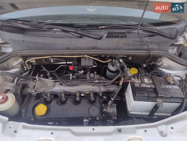 Минивэн Fiat Doblo 2009 в Днепре