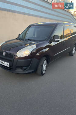 Вантажний фургон Fiat Doblo 2011 в Києві