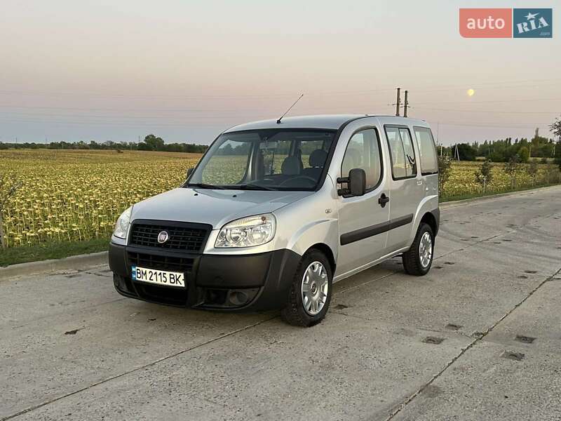 Минивэн Fiat Doblo 2012 в 
