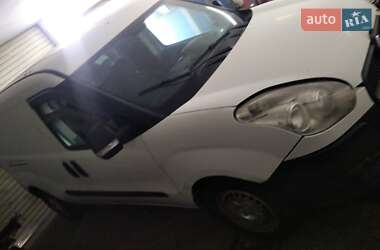 Вантажний фургон Fiat Doblo 2010 в Первомайську