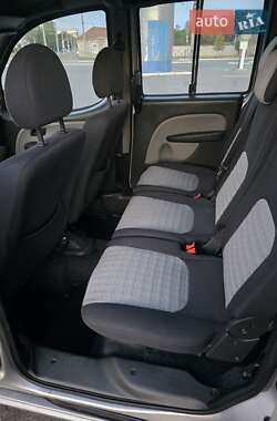 Минивэн Fiat Doblo 2006 в 