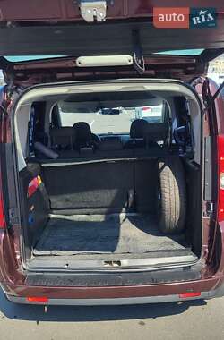 Минивэн Fiat Doblo 2011 в 
