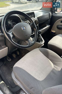 Мінівен Fiat Doblo 2008 в 