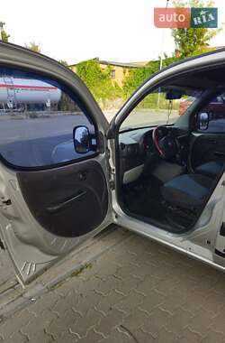 Минивэн Fiat Doblo 2007 в 
